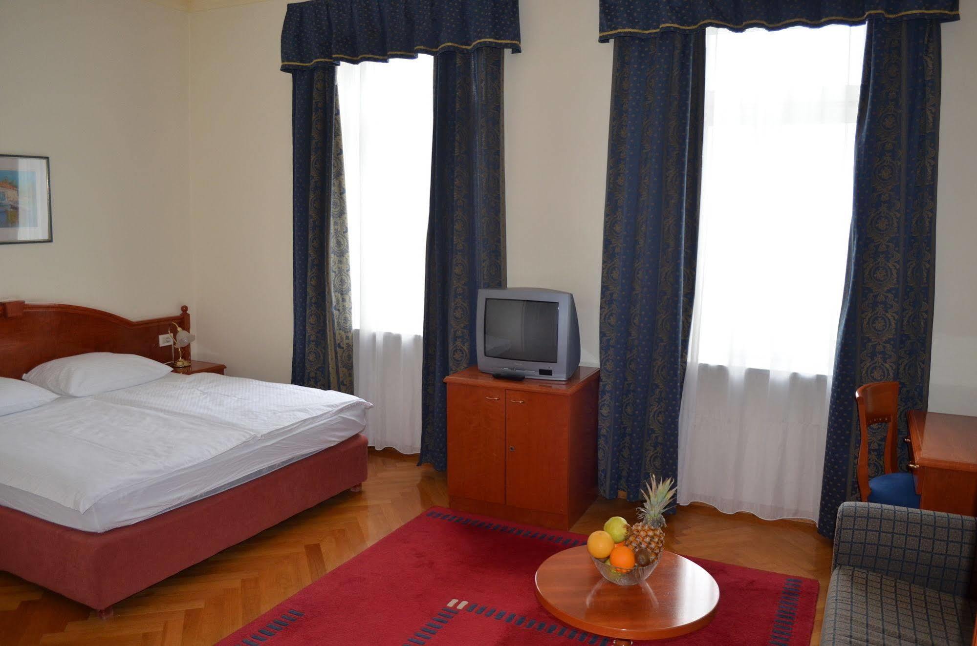 Hotel Galeb Opatija Eksteriør bilde